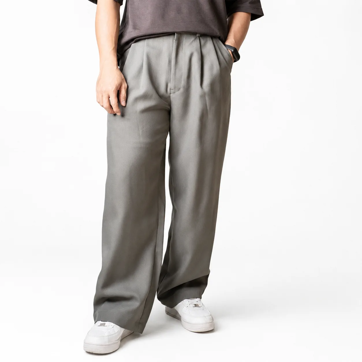 Celana panjang baggy GU Olive
