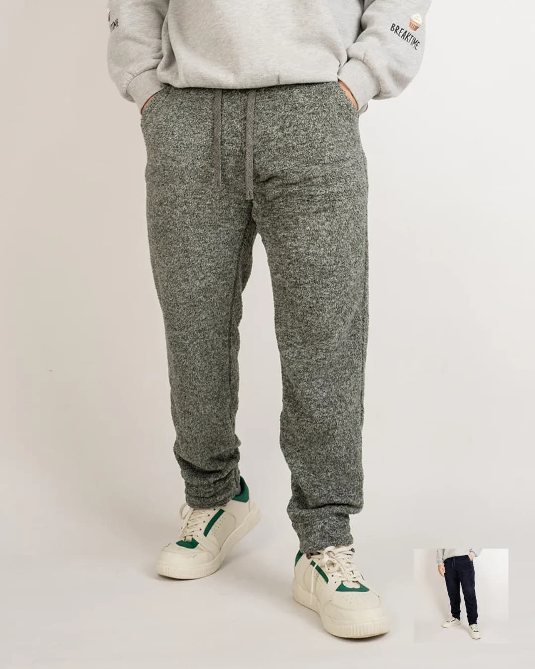 Celana jogger Uniqlo easy fleece
