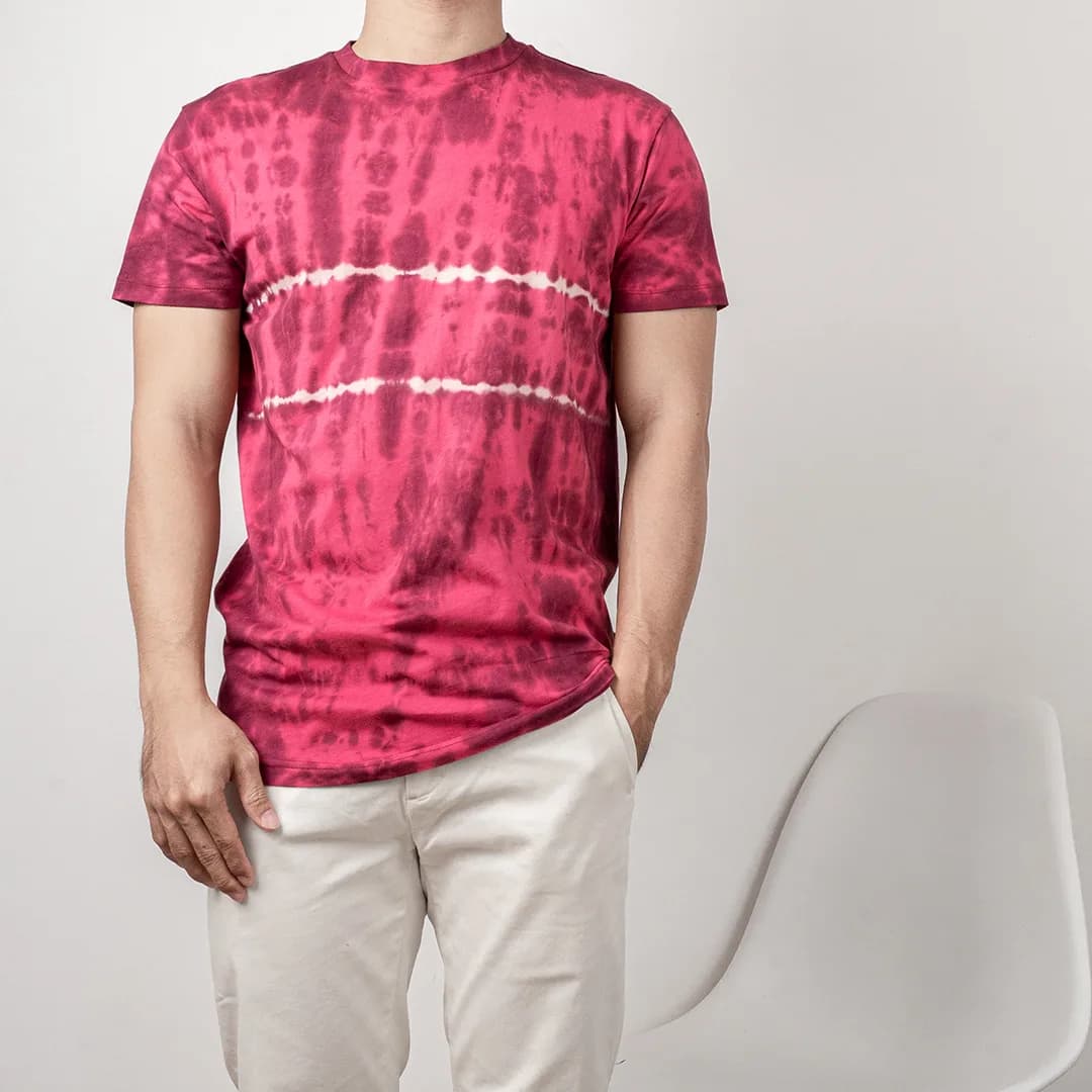 Kaos Aeropostale dyed red