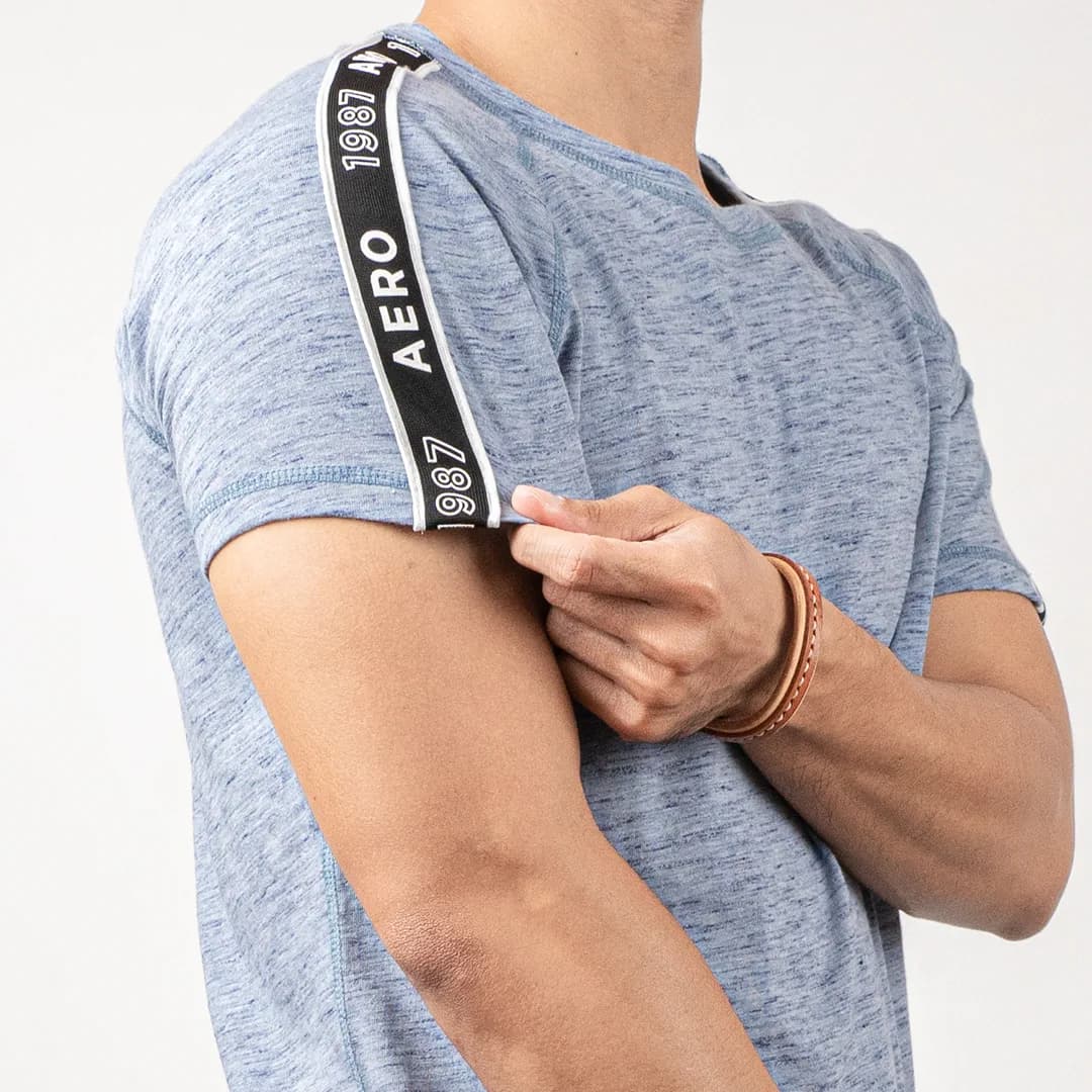 Kaos olahraga Aeropostale side strips 1