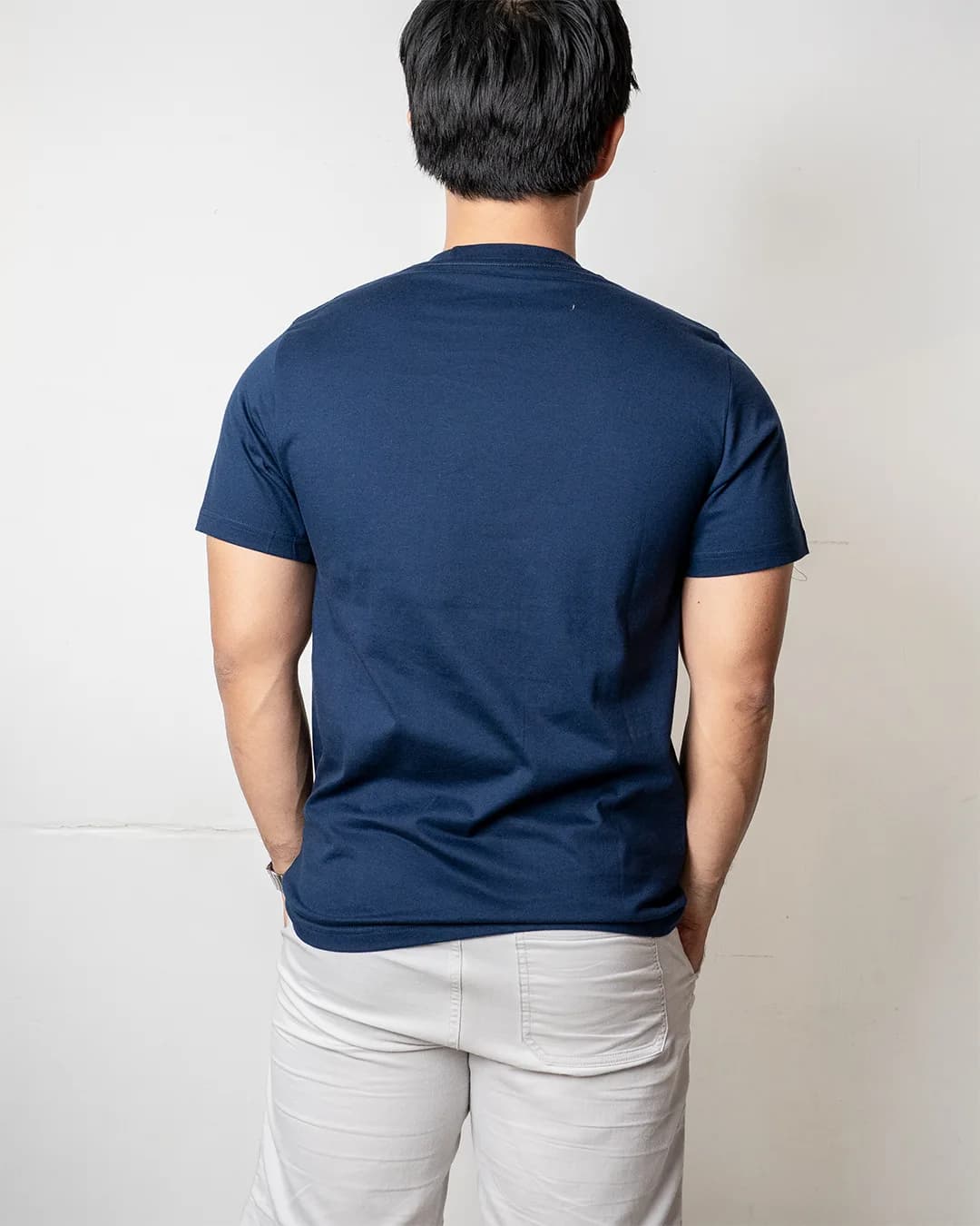 Kaos CMT Uniqlo Half Navy 2