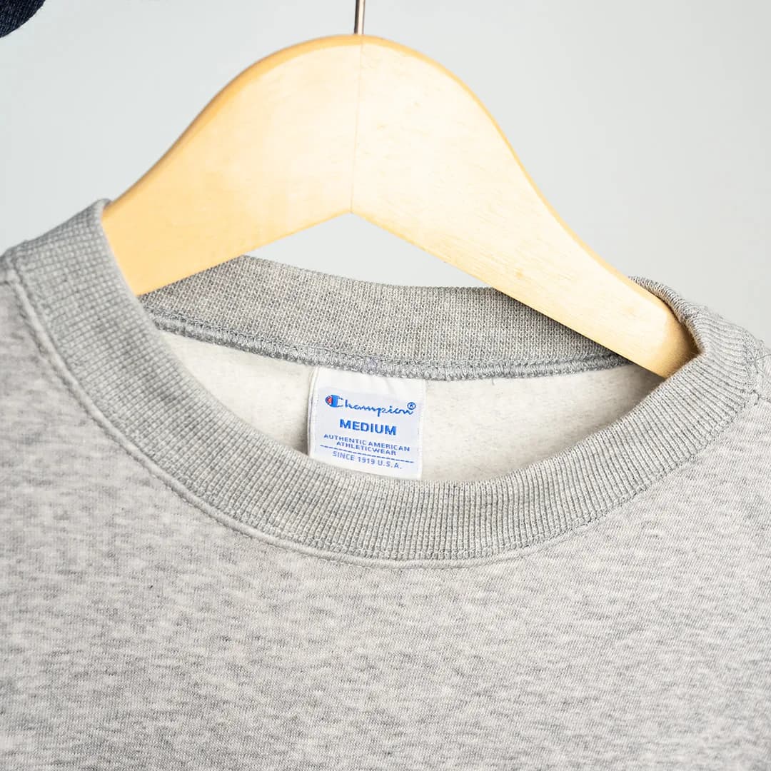 Sweater Champion script 5