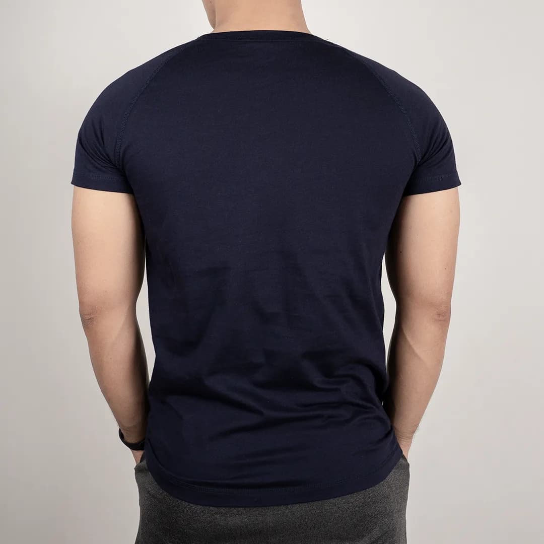Kaos olahraga Puma Globe 2