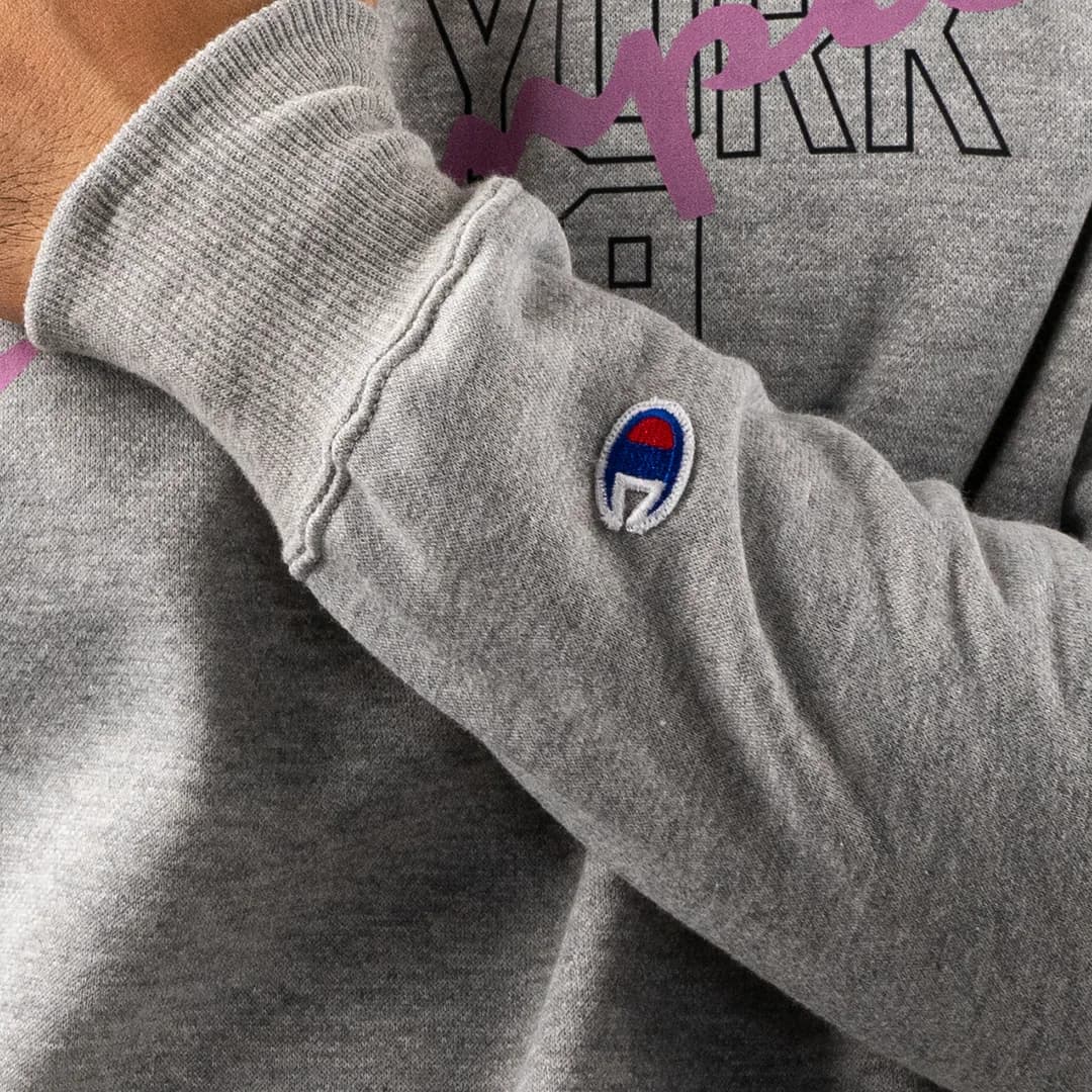 Sweater champion NY 3
