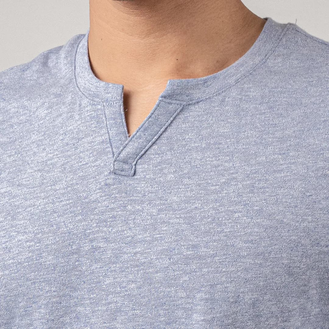 Kaos Banana republic notch neck 3