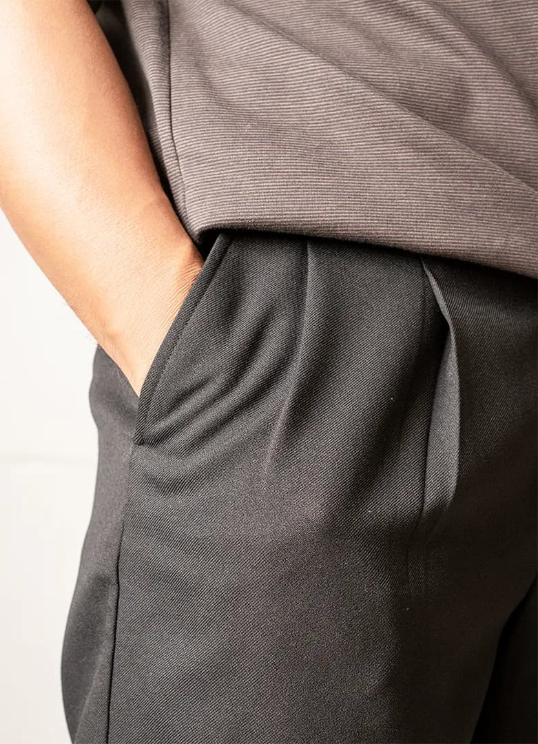 Celana panjang baggy GU Black 4