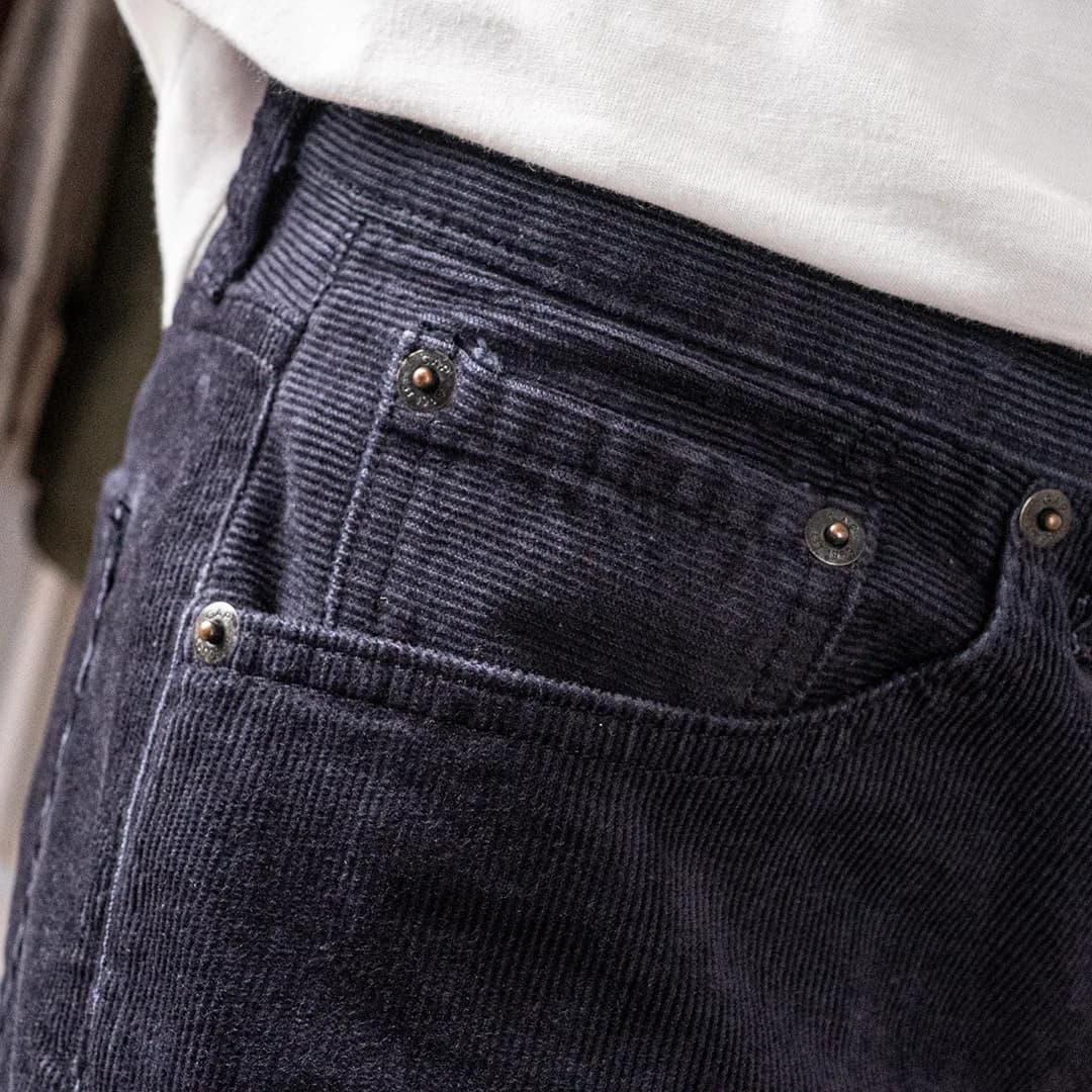Celana panjang corduroy GAP straight fit 4